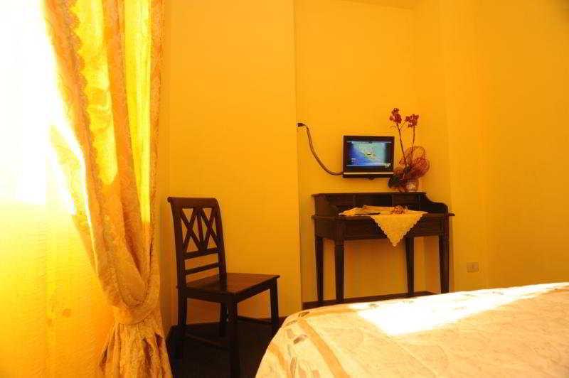 Francia E Quirinale Hotel 4*